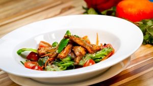 Salah satu sajian menu hotel (Pesan Hotel Ini Sekarang)