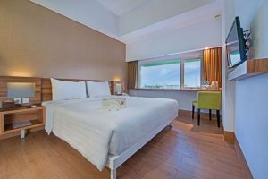 Salah satu tipe kamar di Whiz Prime Hotel (Lihat Selengkapnya Di Sini)
